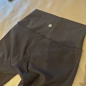 Black Lululemon leggings